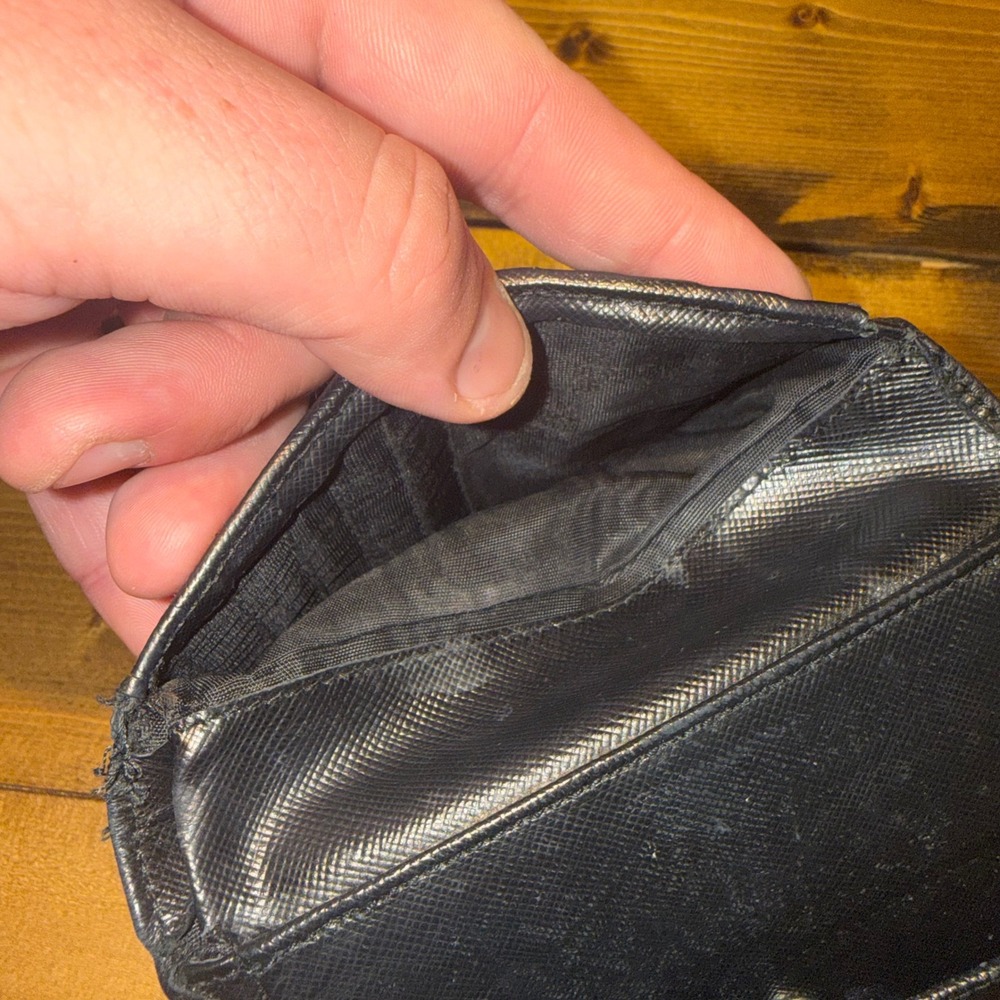 Prada Vintage Black Saffiano Leather Tri-Fold Wallet Triangle Logo Project Piece - Picture 11 of 16